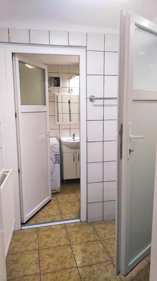 Hostel Maros Győr Zewnętrze zdjęcie